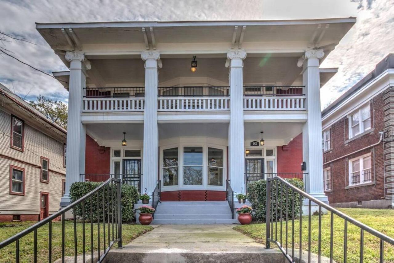 Classic Woodwork And Details In 1912 Colonial Memphis Exteriér fotografie